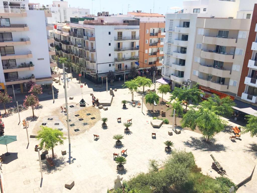 Apartamentos Albertos Santa Eularia des Riu Eksteriør billede