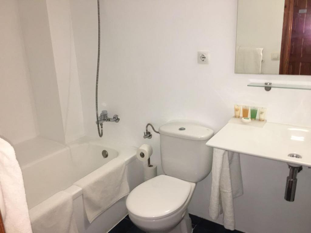 Apartamentos Albertos Santa Eularia des Riu Eksteriør billede